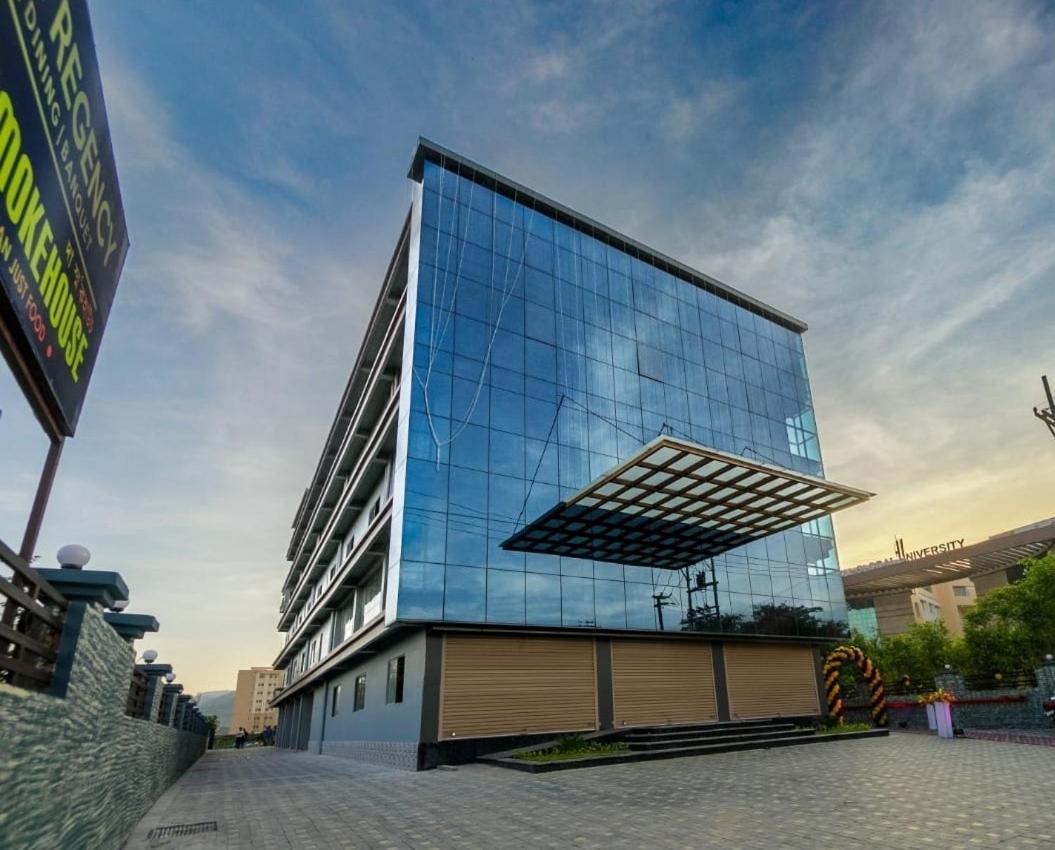 Silver Regency Guwahati Bagian luar foto