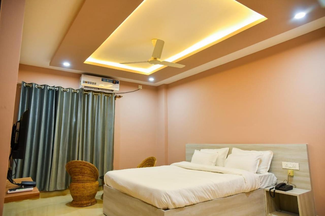 Silver Regency Guwahati Bagian luar foto