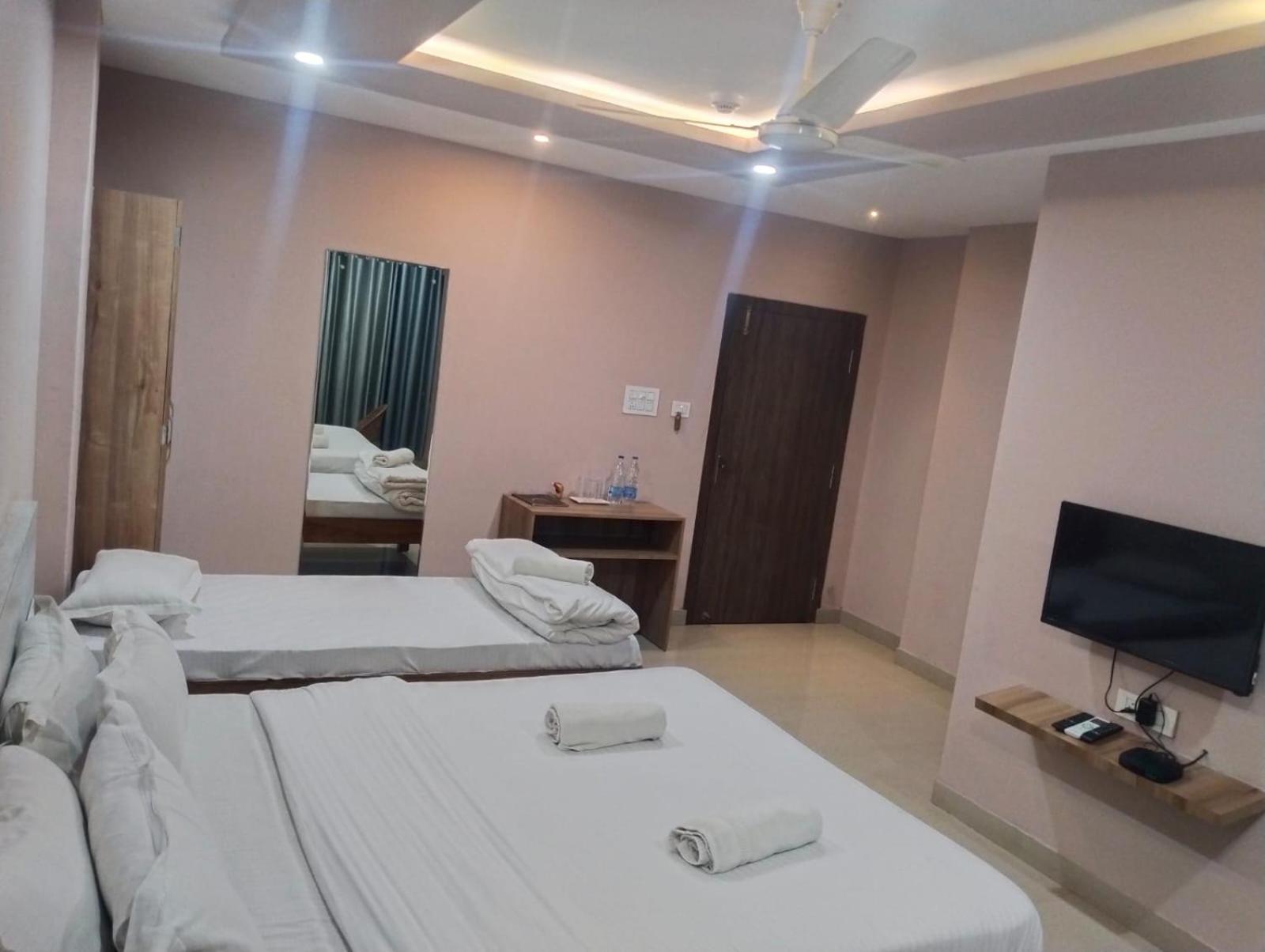 Silver Regency Guwahati Bagian luar foto